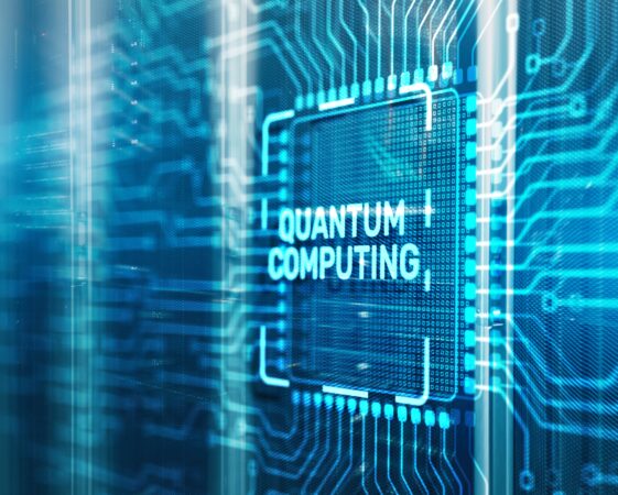 Quantum computing: from theory to disruption